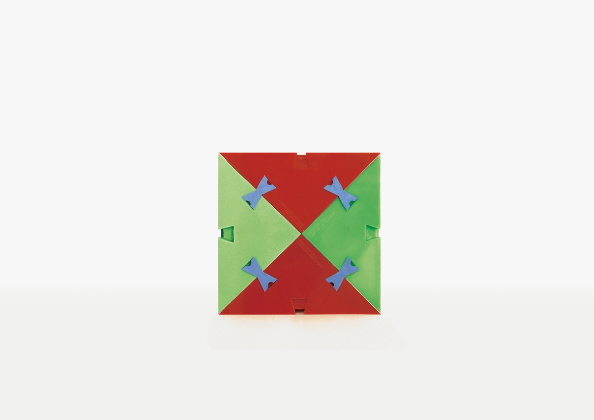 “Butterfly Clasp”- single building block design