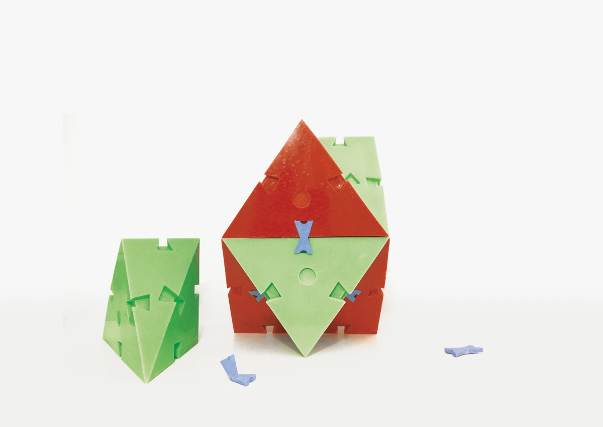 “Butterfly Clasp”- single building block design